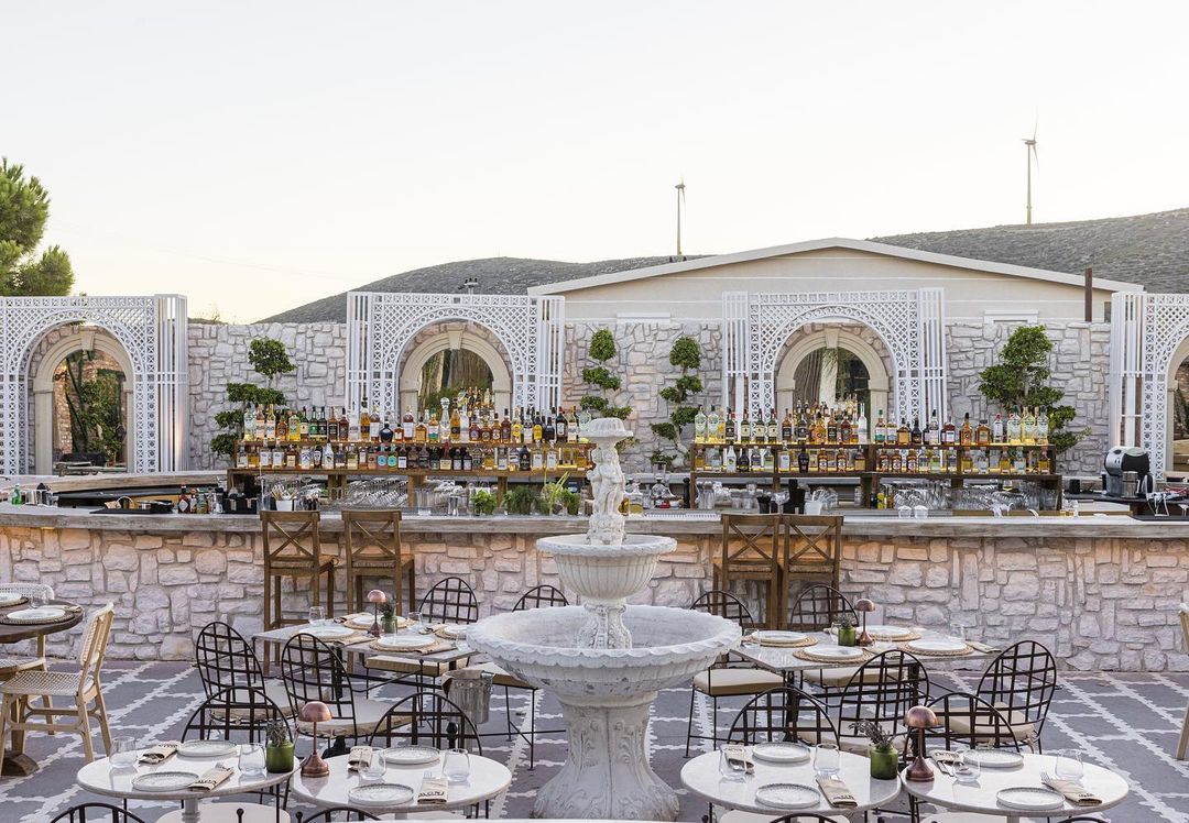 Moni Restaurant Alaçatı 2024