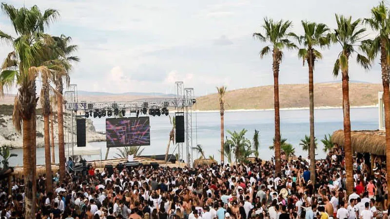 Madeo Beach Alaçatı
