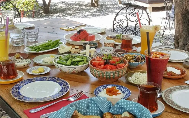 Çeşme Alaçatı Kahvaltı Yerleri