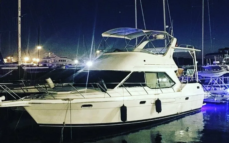 Çeşme Özel Konaklamalı Motoryat
