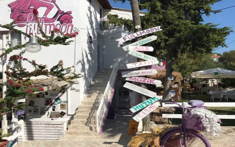 Fullmoon Kahvaltı Çeşme