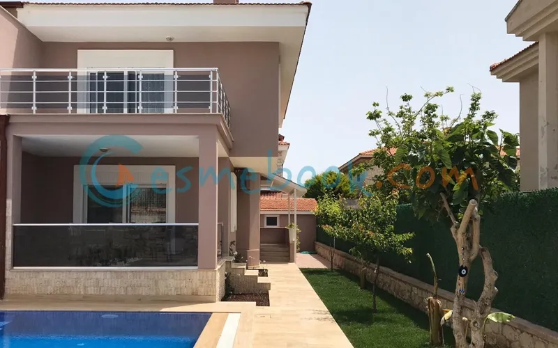 Alaçatı Kiralık Villa 1