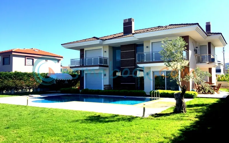 Çeşme Mamurbaba Kiralık Villa