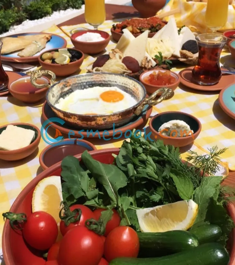 Alaçatı Çömlek Kahvaltı
